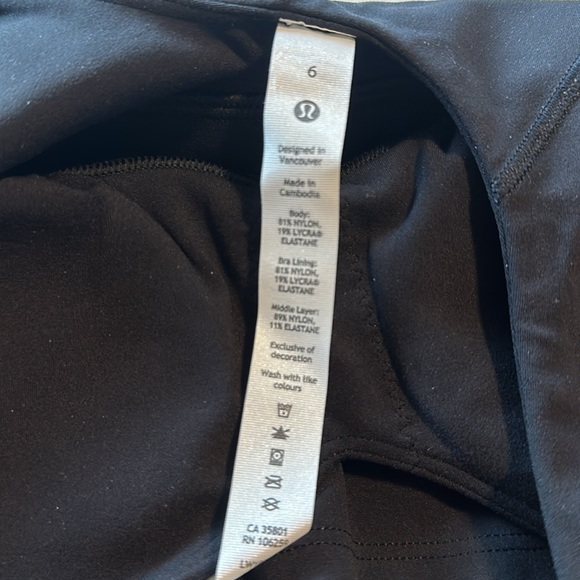 NWT new with tags Lululemon x Peloton Align Tank. Black size 6 - Picture 5 of 5